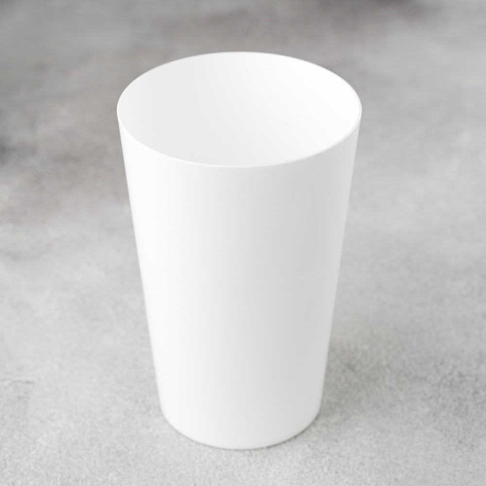 Многоразовый пластиковый стакан 600 мл белый